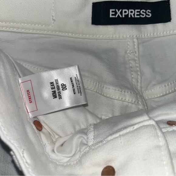 Express Mom Jeans High Rise - Picture 3 of 3